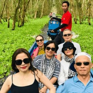Tour 2 ngày 1 đêm: Mỹ Tho – Bến Tre – Châu Đốc, du khách trải nghiệm xuồng chèo rừng Tràm Trà Sư, tham quan miệt vườn sông nước và các điểm nổi bật