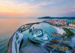 Tour Phú Quốc 1 ngày | Miệt Vườn Daily Travel Group - cầu Kiss, thị trấn Địa Trung Hải