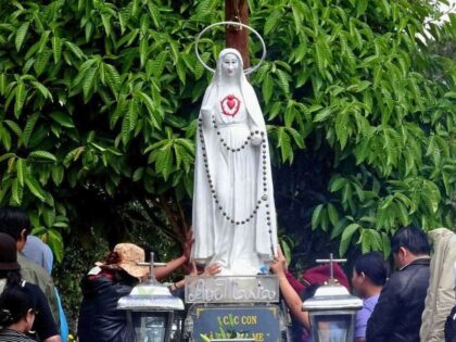 tuong-me-mang-den Tour Tây Nguyên 3 ngày 2 đêm | Miệt Vườn Daily Travel - Tượng đức mẹ Măng Đen