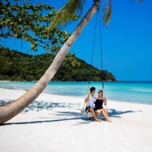 Tour Phú Quốc 2 ngày | Miệt Vườn Daily Travel Group - tắm biển Bãi Sao