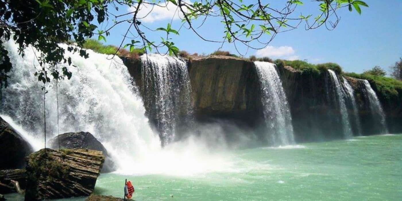 Tây Nguyên – Thác nước hùng vĩ