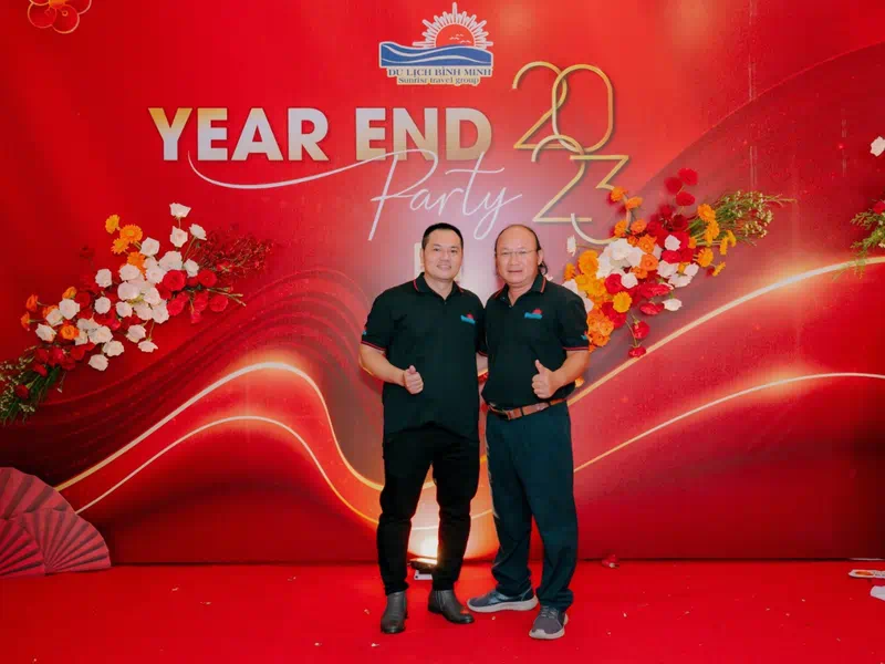 Year End Party 2023 cùng đồng nghiệp du lịch