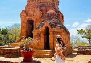 Tour Phan Thiết - Mũi Né 3 ngày 2 đêm | Miệt Vườn Daily Travel - Tháp chàm Phan Thiết