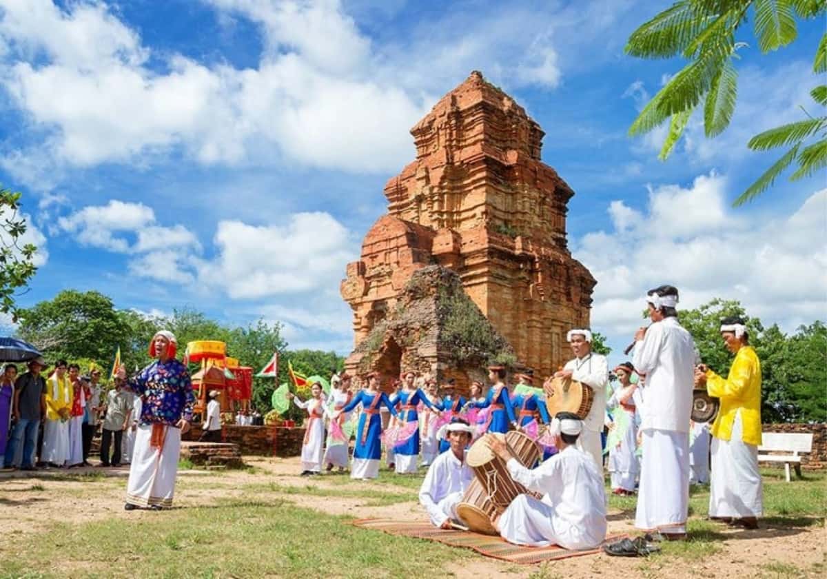Tour Phan Thiết - Mũi Né 3 ngày 2 đêm | Miệt Vườn Daily Travel - Tháp Chàm Pô sha nư
