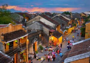 Tour Đà Nẵng 1 ngày | Miệt Vườn Daily Travel - Phố cổ Hội An