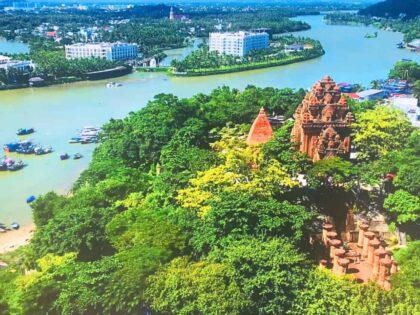 Tour Nha Trang Đà Lạt 5 ngày 4 đêm | Miệt Vườn Daily Travel - Tháp bà Pô Nagar