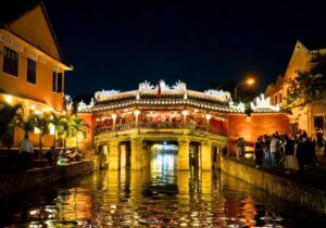 Tour Đà Nẵng 1 ngày | Miệt Vườn Daily Travel - Chùa cầu Hội An